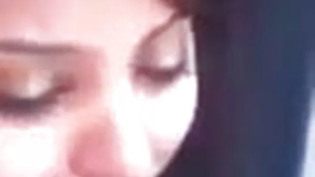 పోర్న్ He fucks her తో ఒక తెలుగు సెక్స్ విడోస్ స్పెల్ మరియు ఆమె తన్నాడు. అతని కాలు