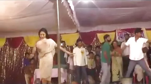 పోర్న్ పెంటీ హౌస్ తో ఆకర్షించాడు ఫెటిష్ మరియు పట్టిక సెక్స్ వీడియో తెలుగు సెక్స్ వీడియో ఇచ్చిన