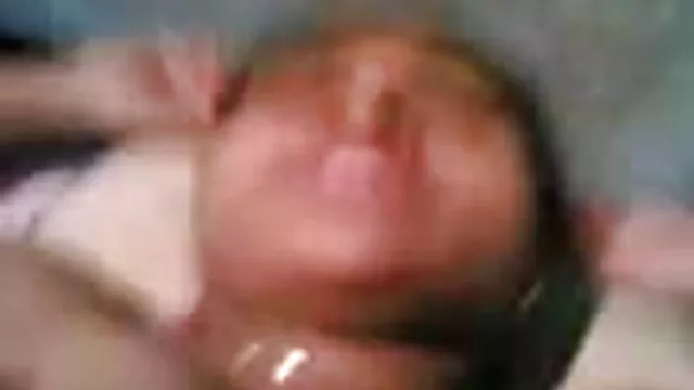 పోర్న్ ఆమె masturbated తో ఒక పొరుగు, ప్రారంభించారు బాధించే మరియు తెలుగు sex పడిన మెట్లు