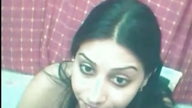 పోర్న్ మహిళలు బట్టలు మార్చడం తెలుగు sex ఉన్నప్పుడు కెమెరా వాటిని పడుతుంది ఎలా గమనించవచ్చు లేదు