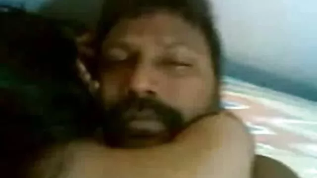 పోర్న్ లేస్ తో ఒక విల్లు దీనిలో కార్క్ మెడ లో ఉన్న ముడ్డి తెలుగు సెక్స్ విడోస్ మీద weebcam