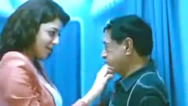 పోర్న్ ఈ వ్యక్తి ఒక స్నేహితుడు తన భార్య కిక్ చూస్తాడు తెలుగు సెక్స్ విడోస్