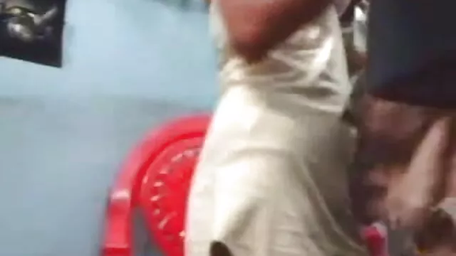 పోర్న్ యువ అందం నడుచుకోగా లో దుర్గంధనాశని తెలుగు సెక్స్ బిఎఫ్ వీడియో