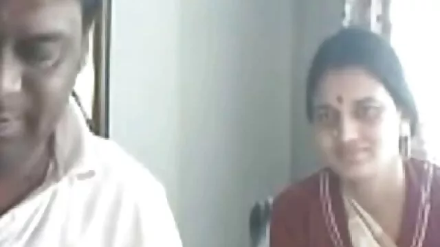 పోర్న్ She showed off her nudity మునిగిపోయింది మరియు మిఠాయి తెలుగు సేక్స్ ఆమె పూకు