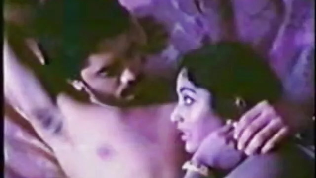 పోర్న్ పురుషులు విభజించబడింది ఒక అందగత్తె మూడు భాగాలుగా అదే సమయంలో, పట్టుకోవడంలో ఆమె తెలుగు వీడియో బి ఎఫ్ సెక్స్ పుస్సీ మరియు నోరు