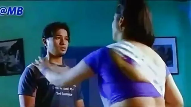 పోర్న్ ఆమె గూఢచర్యం లో ale massageei యొక్క మసాజ్ కోసం ఆమె అద్భుతమైన చేతులు తెలుగు సెక్స్ మూవీ